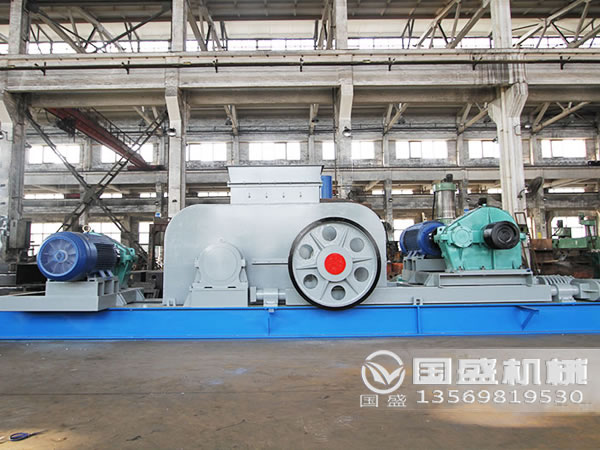 對輥破碎機(jī)如何運(yùn)行 對輥破碎機(jī)如何運(yùn)行
